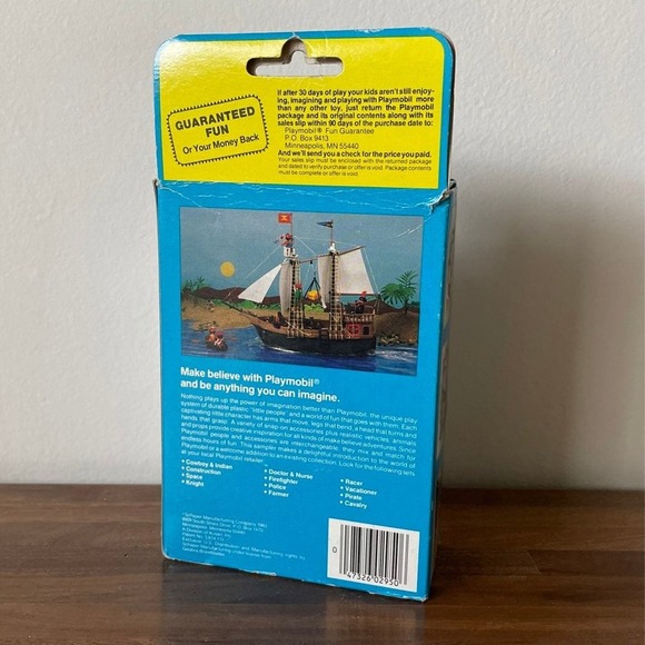 1983 Playmobile Farmer and Wife - Picture 2 of 3